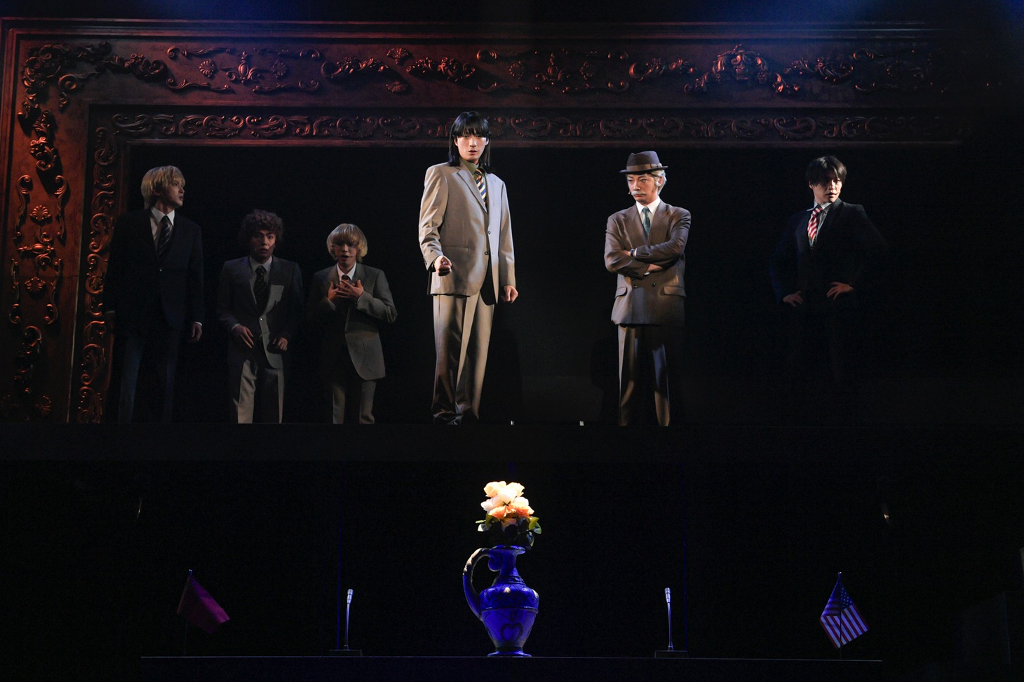 「ステージ『エロイカより愛をこめて』Revival+」より。（写真：鏡田伸幸）