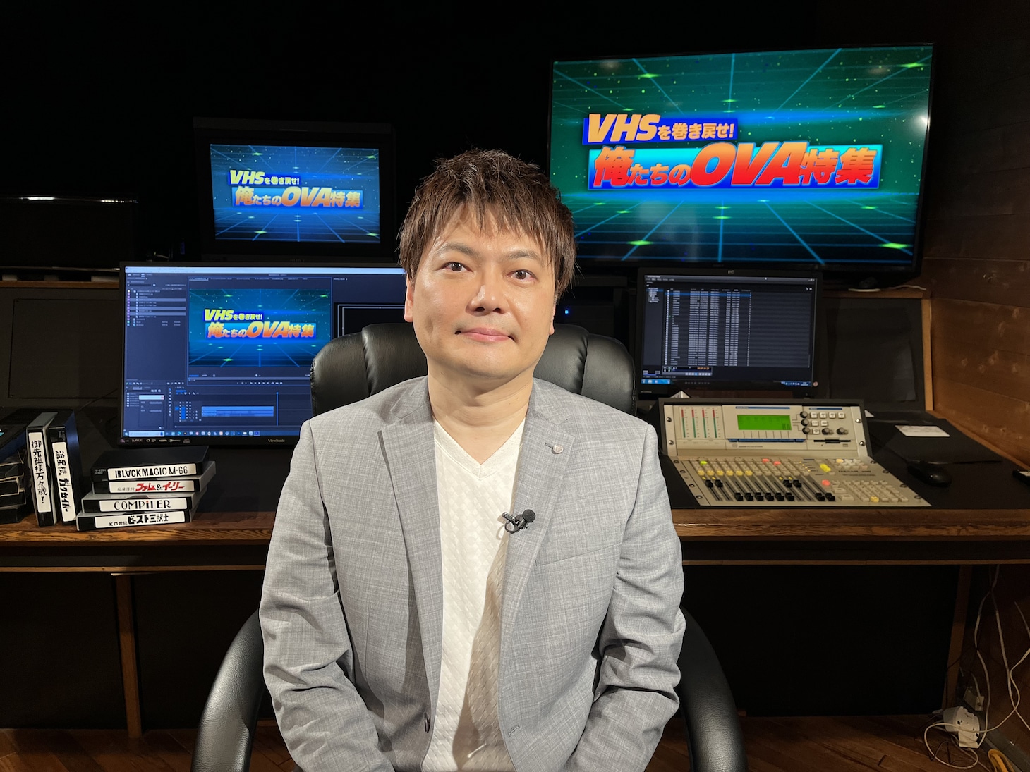 上江洲誠