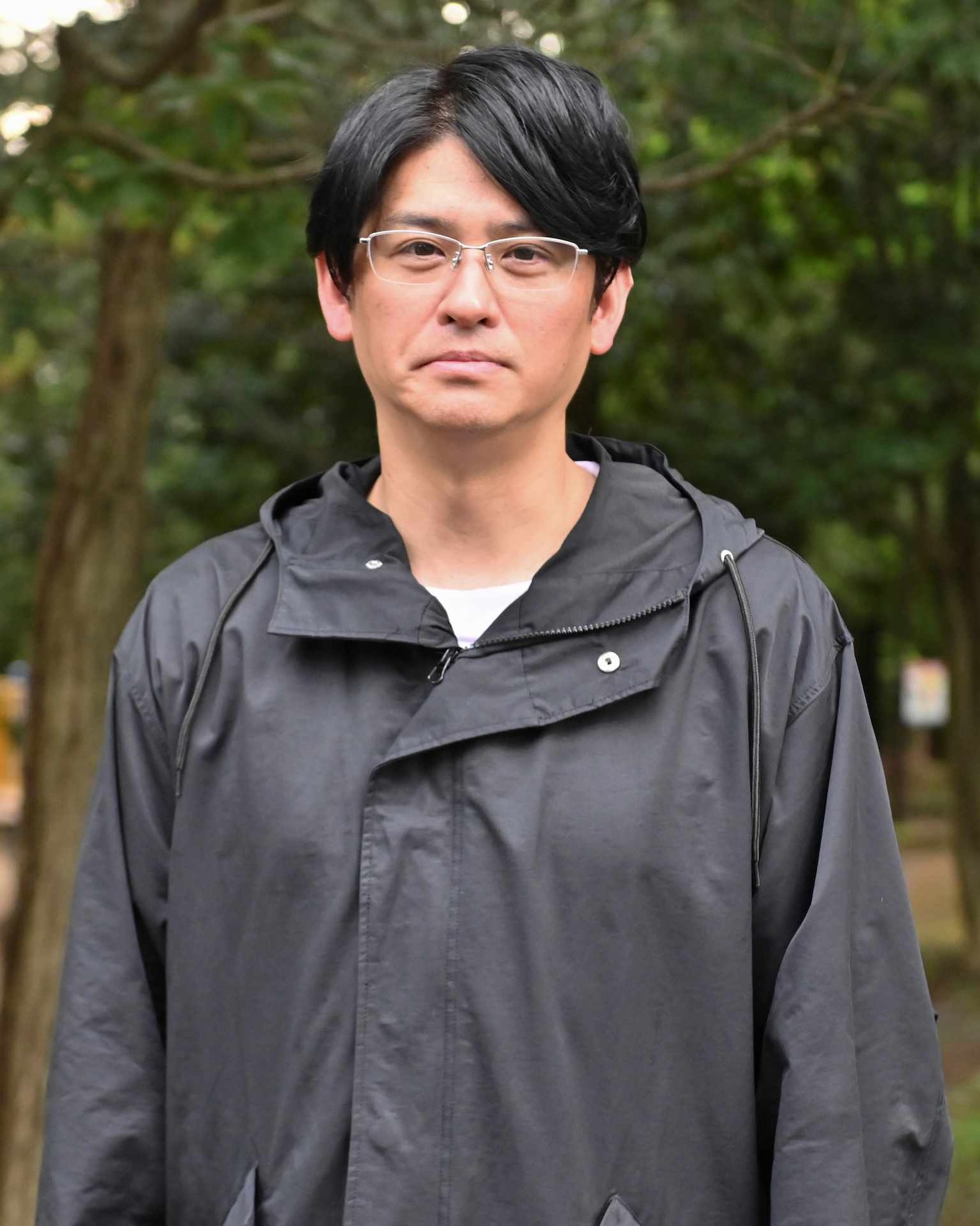 賀集利樹扮する桜庭圭一郎。(c)依子・一迅社／ABC