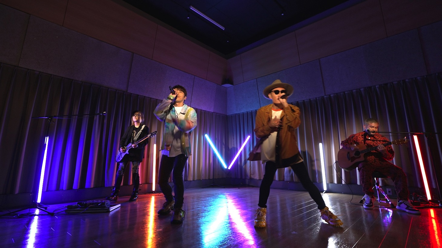 「STUDIO HISASHI with Anime」第7回より。 HISASHI、KEIGO、KOHSHI、TAKE。