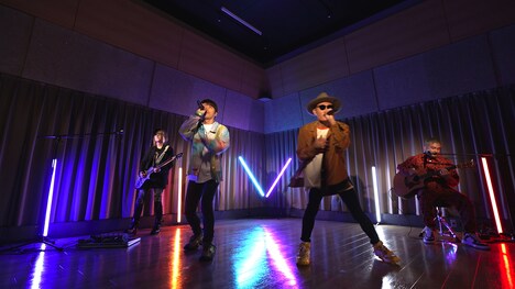 「STUDIO HISASHI with Anime」第7回より。 HISASHI、KEIGO、KOHSHI、TAKE。