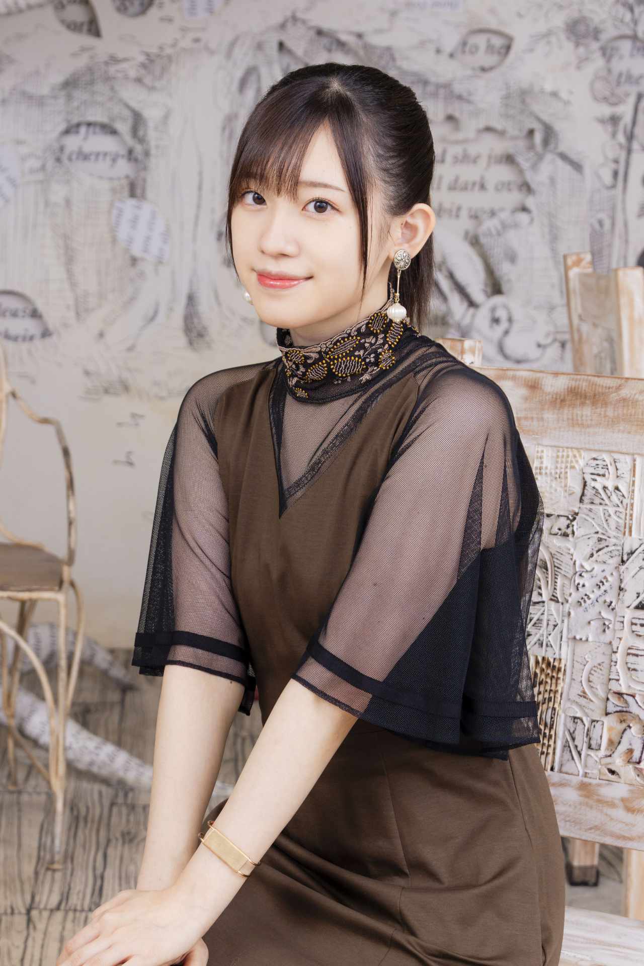 高橋李依