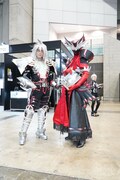 「Fate Project AREA」執事眼鏡eyemirrorブースのコスプレイヤー。
