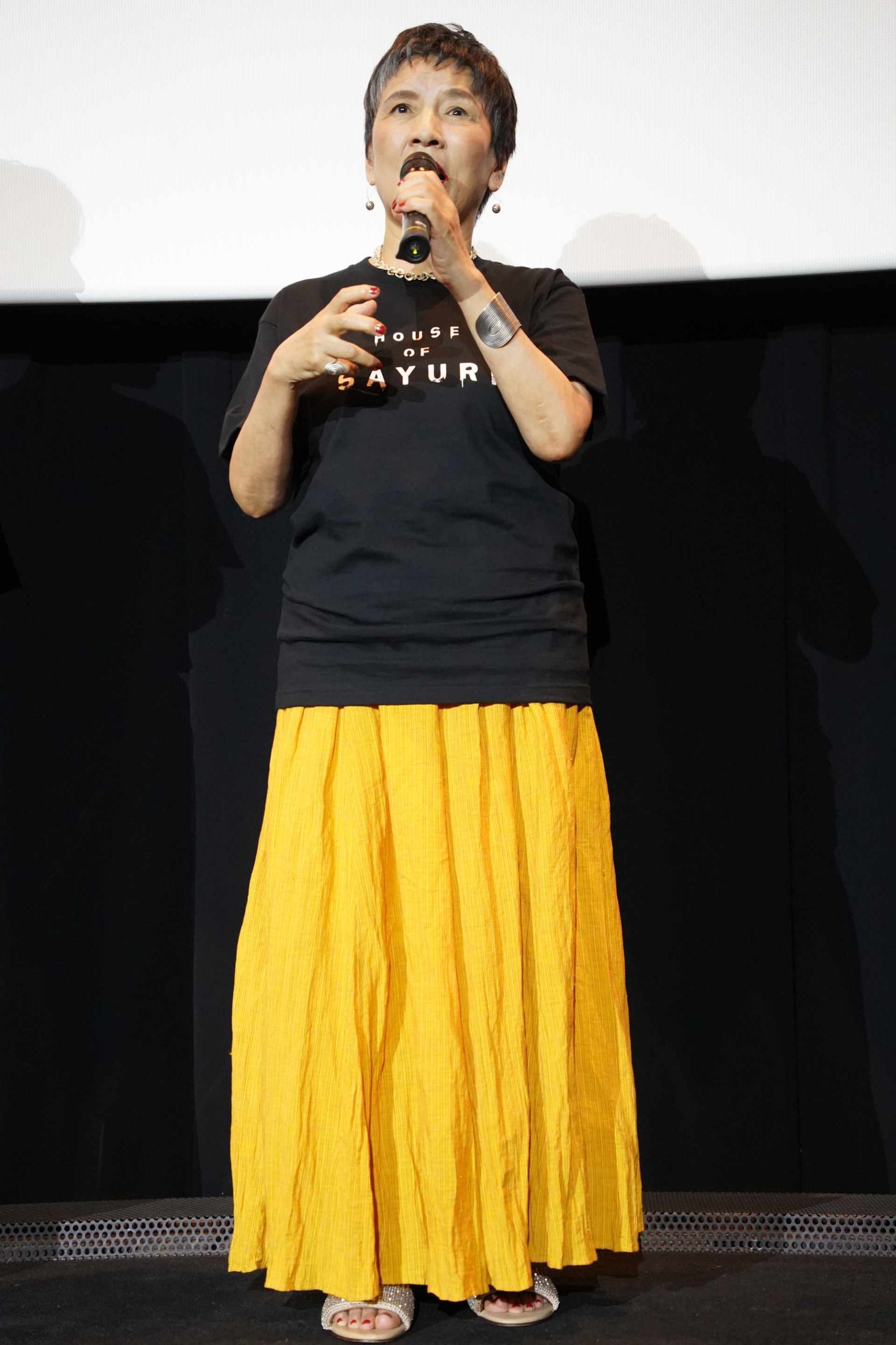 根岸季衣