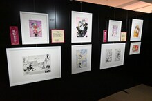 「～画業35周年記念～渡瀬悠宇の世界『ふしぎ遊戯』原画展」の様子。(c)渡瀬悠宇／小学館