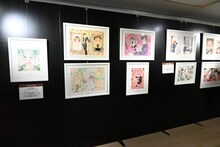 「～画業35周年記念～渡瀬悠宇の世界『ふしぎ遊戯』原画展」の様子。(c)渡瀬悠宇／小学館