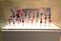 「おジャ魔女どれみ25周年メモリアル展」の様子。