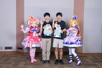 左からキュアワンダフル、ジャルジャル、キュアフレンディ。