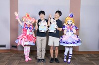 左からキュアワンダフル、ジャルジャル、キュアフレンディ。