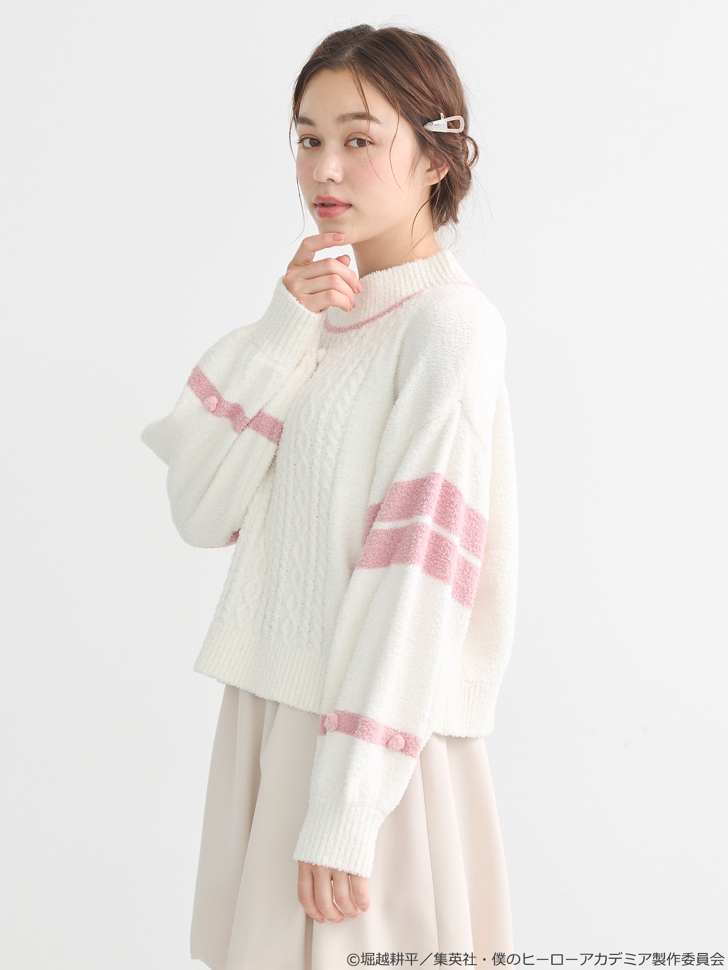 「麗日お茶子 イメージ ニットプルオーバー」の着用例。