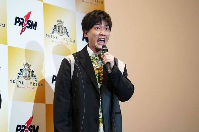 自ら誕生日であることを申告する畠中祐。