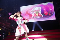 真中らぁら役の茜屋日海夏。