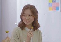 山口まゆ扮する十越いりこ。 (c)BS松竹東急/松竹