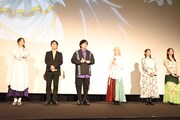 左から原由実、加藤将之、日野聡、青山吉能、生天目仁美、瀬戸麻沙美。