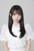 東郷美森役の大森莉緒。