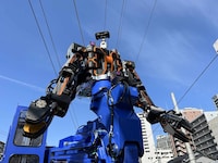 「エルダ式ジンキ」のモデルとなった「零式人機 ver2.0.」。金岡博士の理念と先端ロボット工学技術をコアにした、力制御ベースのパワー増幅バイラテラル制御システム。