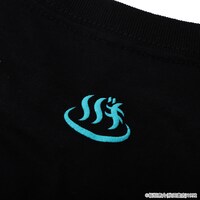 「あまみは一向にかまわんッッ Tシャツ」