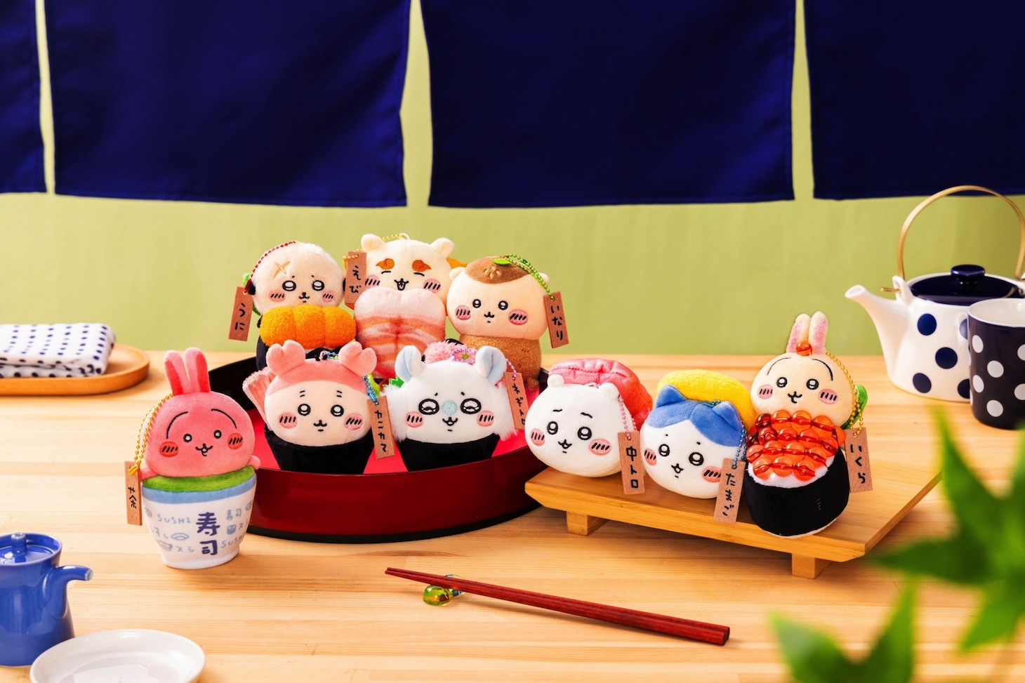「むちゃうま!!ちいかわ寿司」で販売されるマスコット。