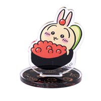 「むちゃうま!!ちいかわ寿司」で販売されるアクリルスタンドinカプセル。