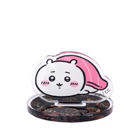 「むちゃうま!!ちいかわ寿司」で販売されるアクリルスタンドinカプセル。