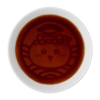 「むちゃうま!!ちいかわ寿司」で販売される醤油皿。