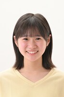 新草ひばり役の澤田理央。