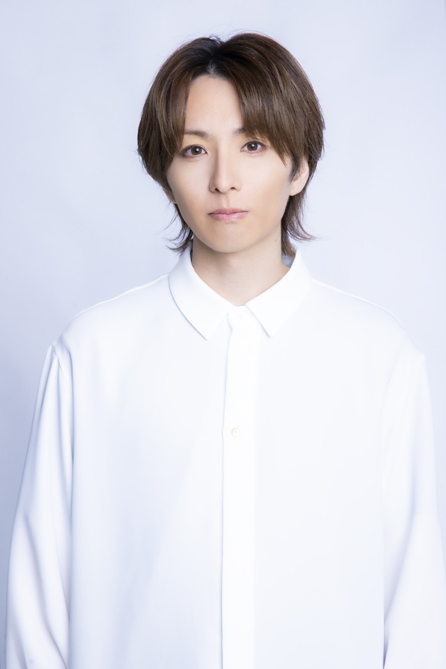 新巻鷹弘役の田口涼。