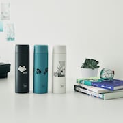 西村ツチカ×象印マホービン、ステンレスマグに相撲を取るツチクマの姿