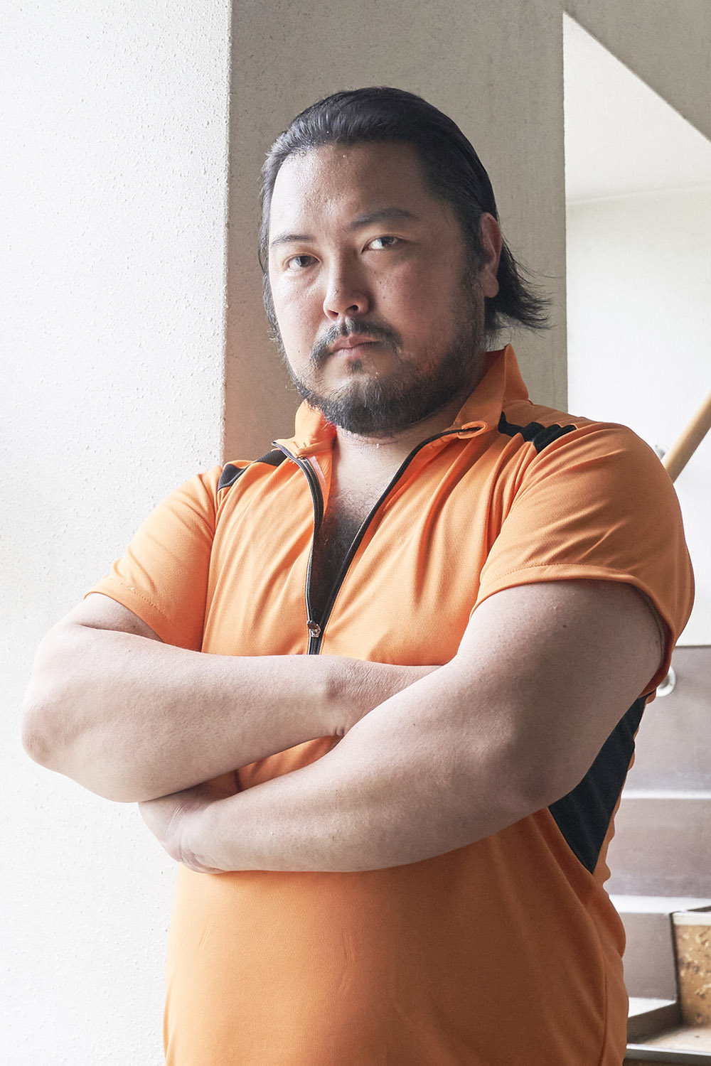 加治将樹扮する江戸川敏彦。