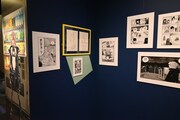 「画業10周年記念 コトヤマ展」より、「よふかしのうた」エリアの様子。