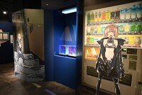 「画業10周年記念 コトヤマ展」より、「よふかしのうた」エリアの様子。