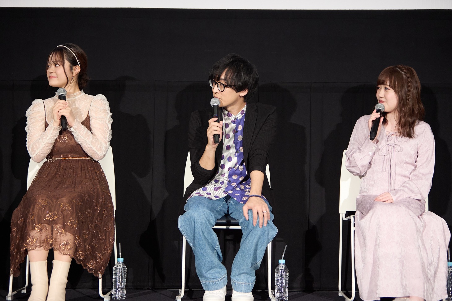 左から永瀬アンナ、寺島拓篤、久野美咲。
