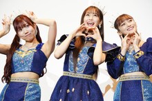 左から山北早紀、芹澤優、茜屋日海夏。