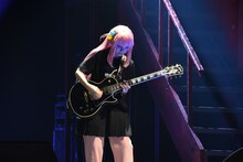 守乃まも演じる後藤ひとり。