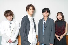 左からマイロ・モリアーティ役の松岡禎丞、鴨乃橋ロン役の阿座上洋平、一色都々丸役の榎木淳弥、雨宮役の日笠陽子。