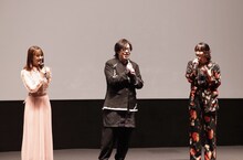 左から伊藤美来、日野聡、菱川花菜。