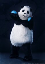 「舞台『呪術廻戦 0』WITH LIVE BAND」より、寺山武志扮するパンダ。