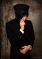 芳村宗治郎扮するカネダ。