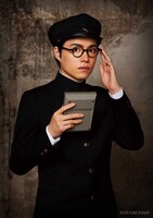 福崎那由他扮するデンタク。