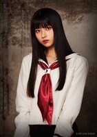 菊池日菜子扮するカノン。