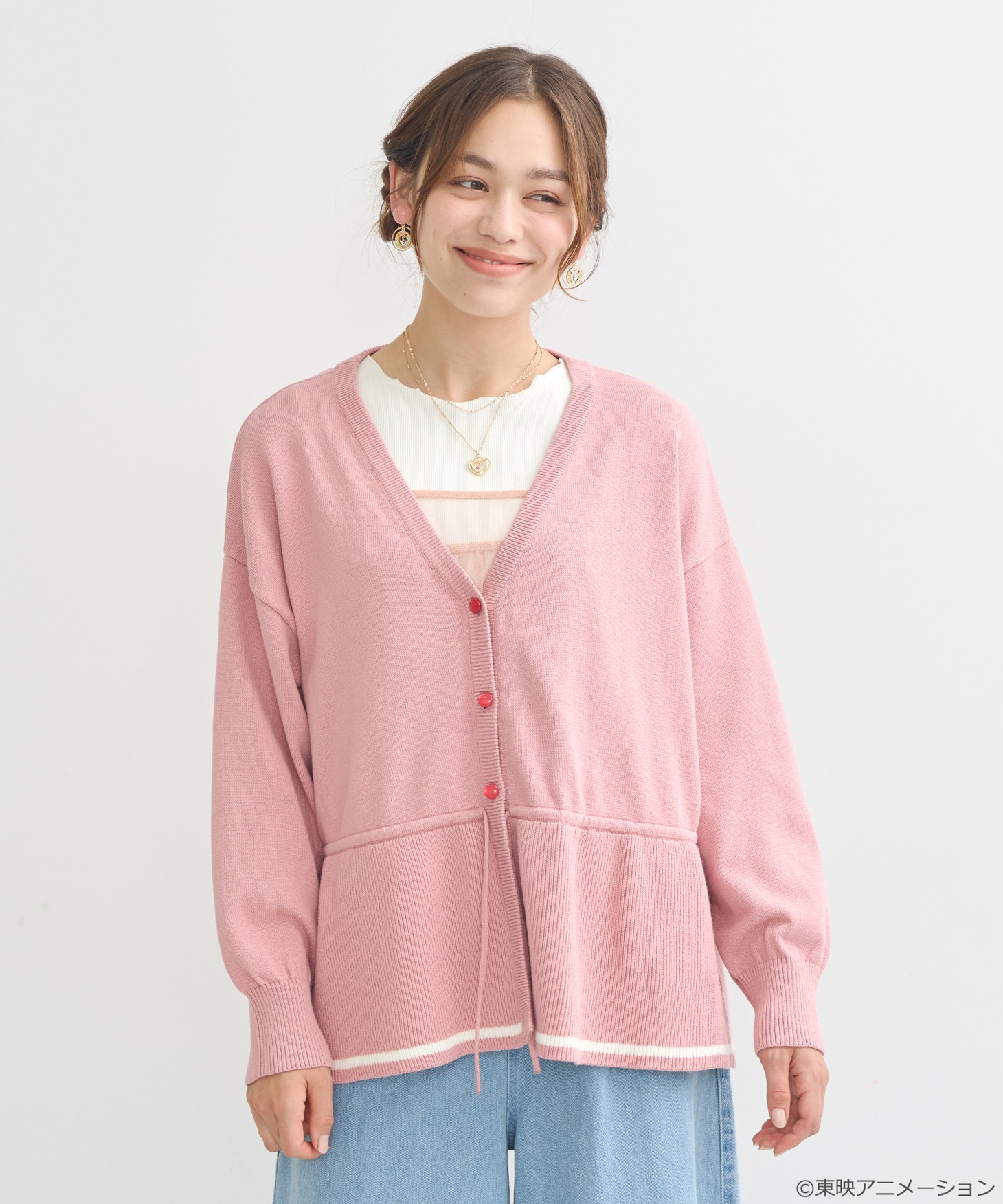 「おジャ魔女どれみ 2WAYカーディガン」ピンクの着用例。