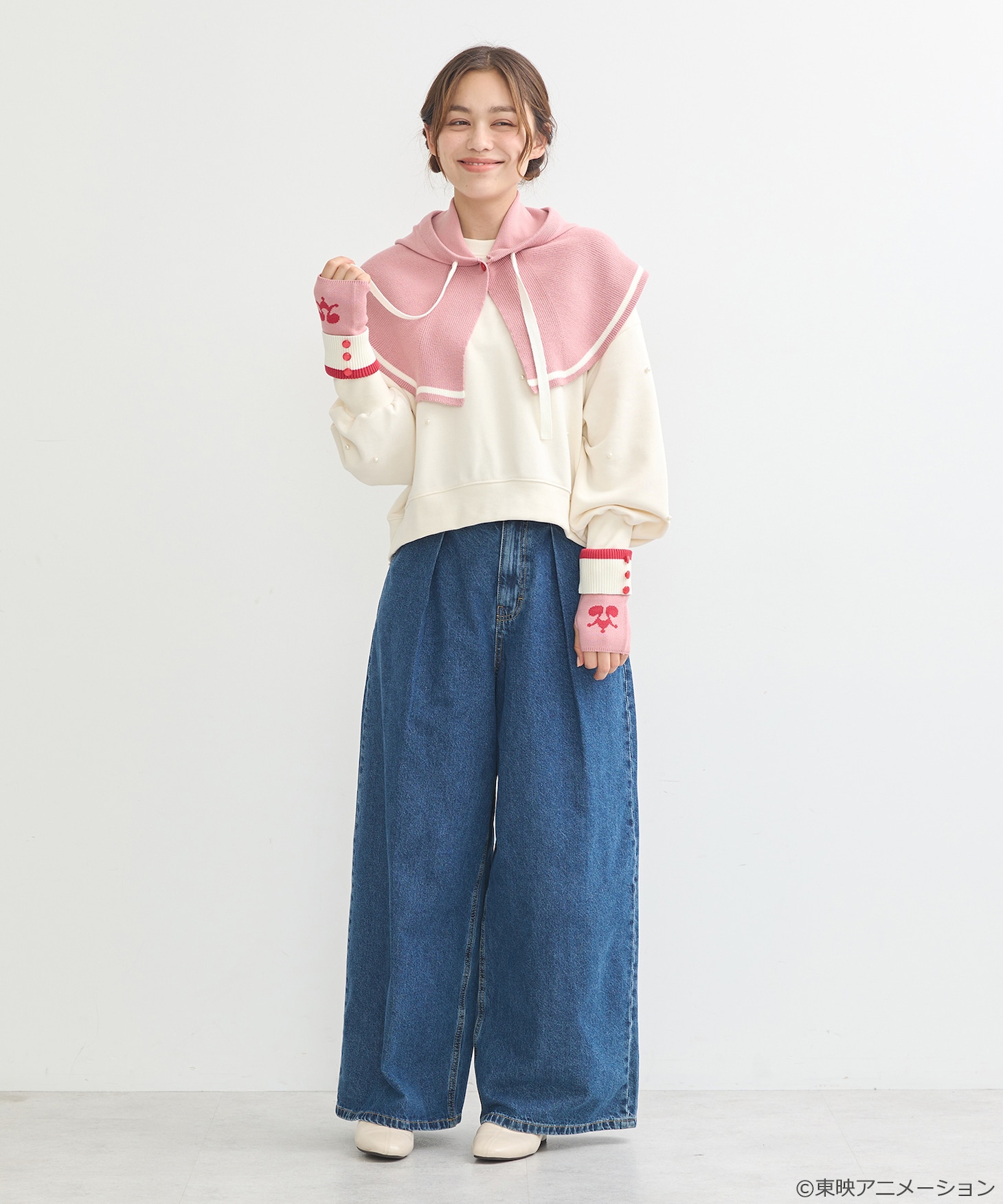 「おジャ魔女どれみ フードウォーマー」ピンクの着用例。