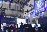 「ドラゴンクエストIII そして伝説へ…」の試遊コーナー。