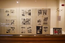 「画業40周年記念 上條淳士展 LIVE」の様子。