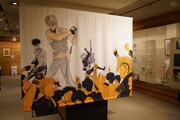 「画業40周年記念 上條淳士展 LIVE」の様子。