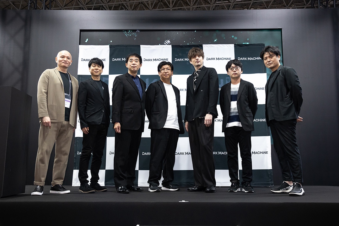 左から矢野慶一、竹枝義典、谷口悟朗、本多史典、城田優、寺田和生、天神英貴。