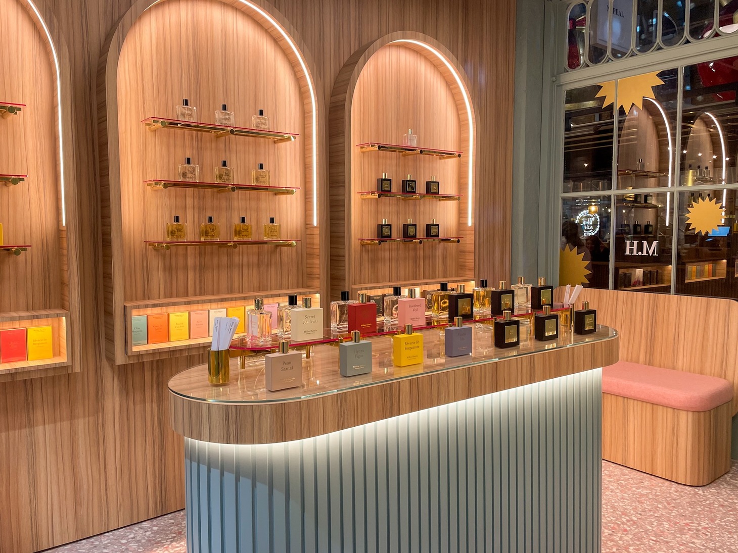 Miller Harrisの店内。