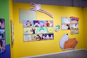 「TVアニメ『うる星やつら』展」の様子。