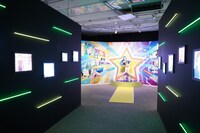 「TVアニメ『うる星やつら』展」の様子。