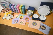 「さくらももこ展」のグッズ。 (c)さくらももこ　(c)さくらももこプロダクション